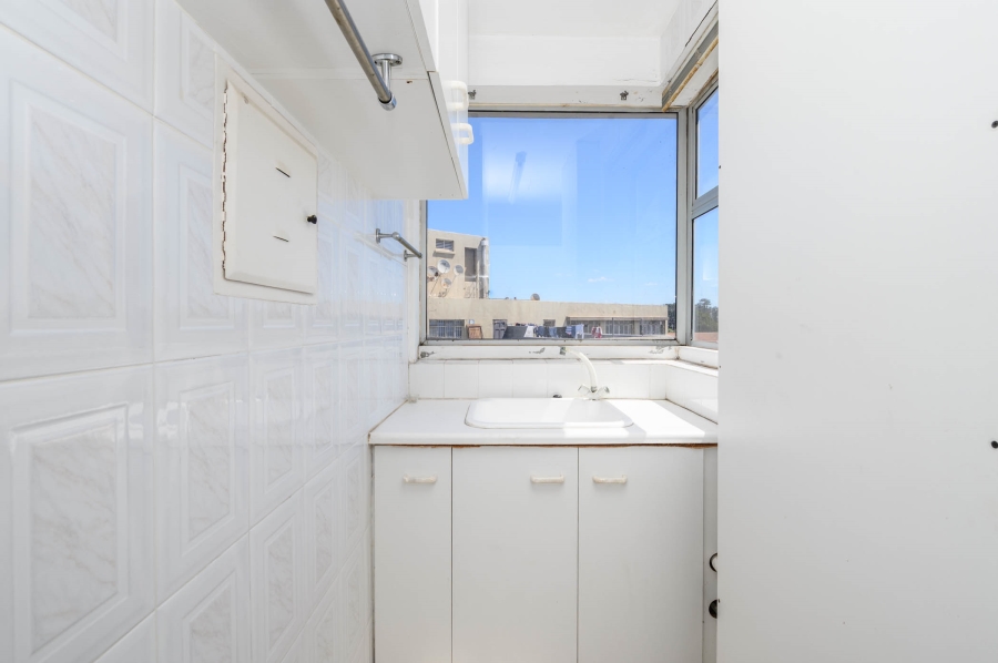 2 Bedroom Property for Sale in Port Elizabeth Central Eastern Cape